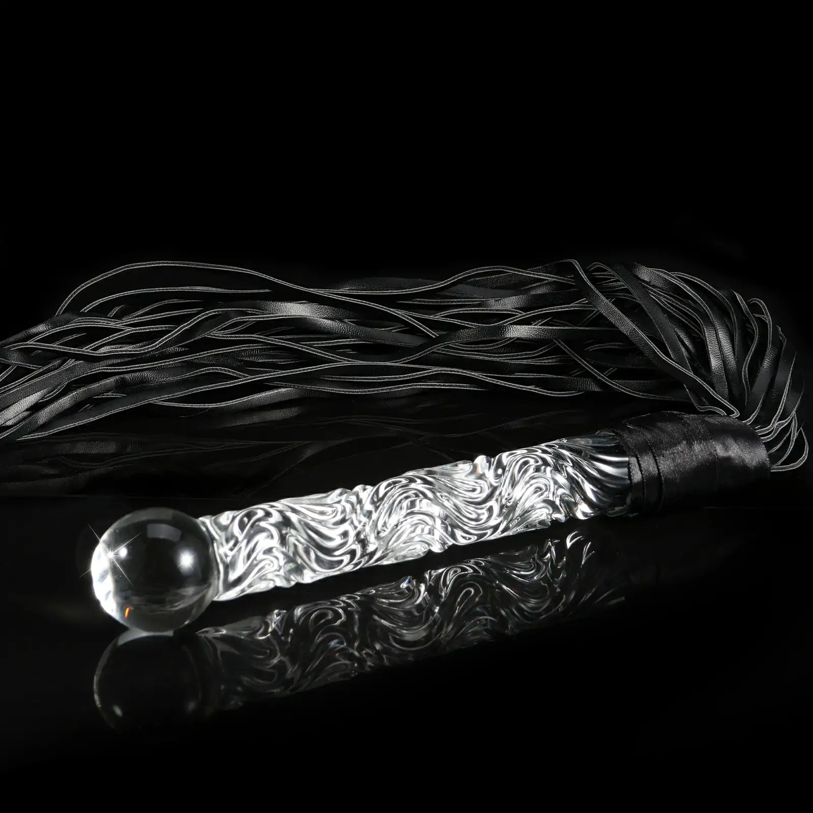 9.1-inch Spiral-Textured Glass Dildo with Whip Design